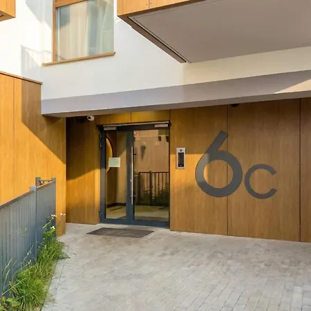Modern With Parking & Balcony Remote Work Malta Area By Renters Prestige * Poznan
