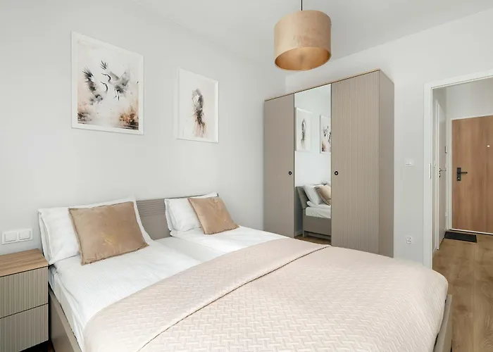 Modern With Parking & Balcony Remote Work Malta Area By Renters Prestige Appartement Poznań